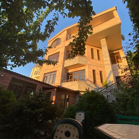 Ivy Boutique Hotel Yerevan Exterior photo